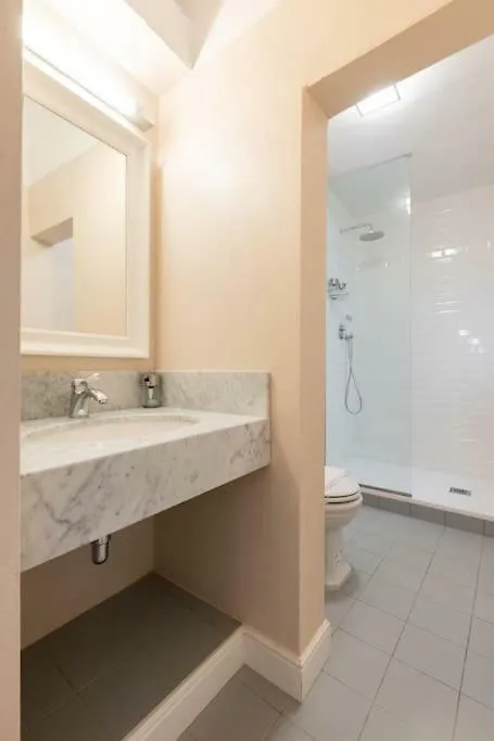Scala Apartments Via Borgo Pinti Florence