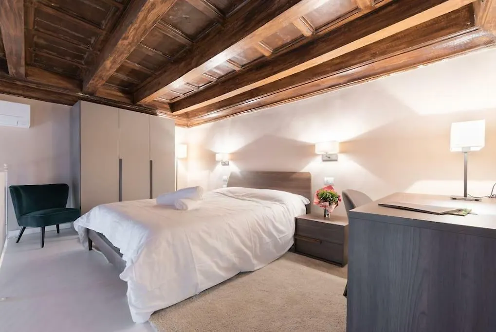 Scala Apartments Via Borgo Pinti Florence 0*,  Italy